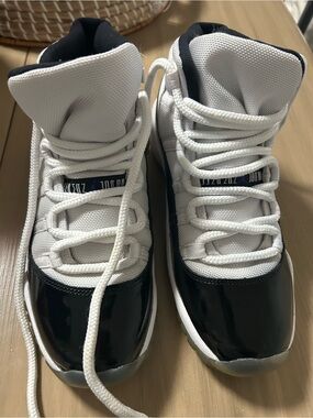 Nike Air Jordan 11